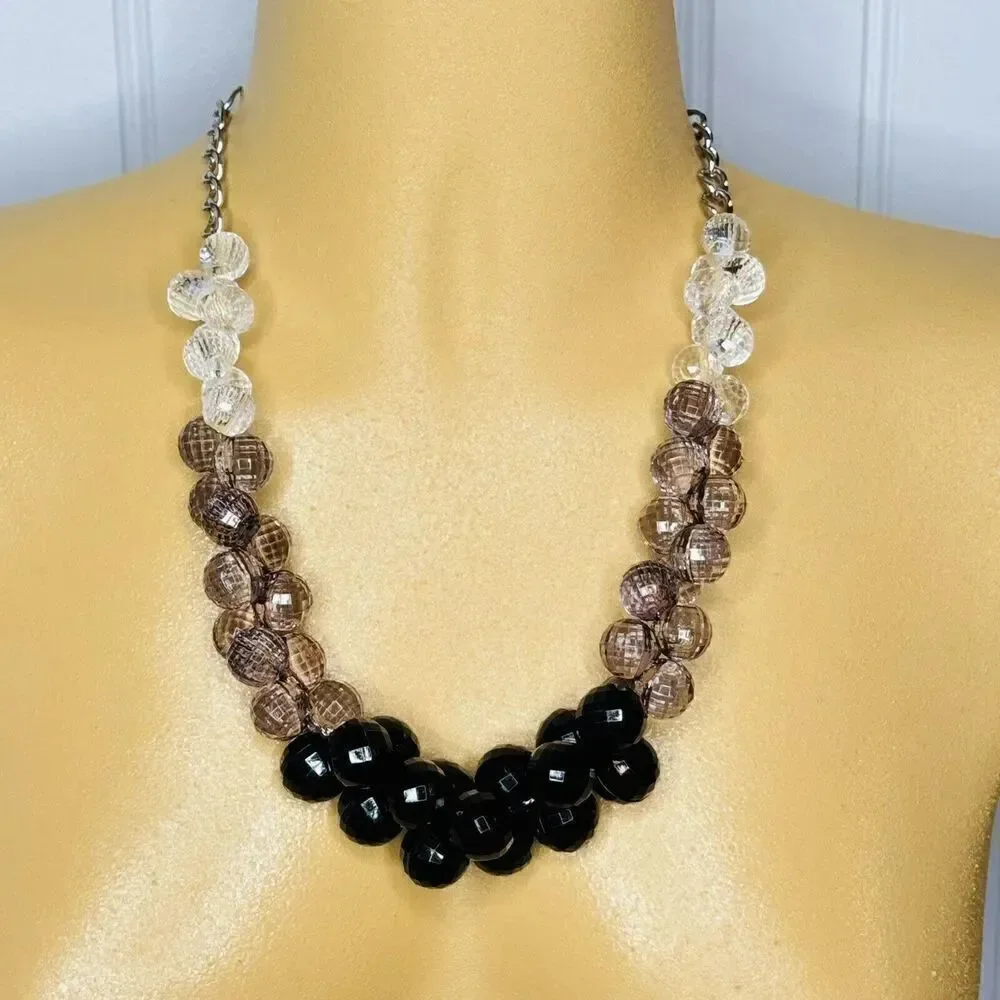 Vintage Faceted Lucite Bead Necklace Smokey Purple Taupe Plastic Graduated 4151